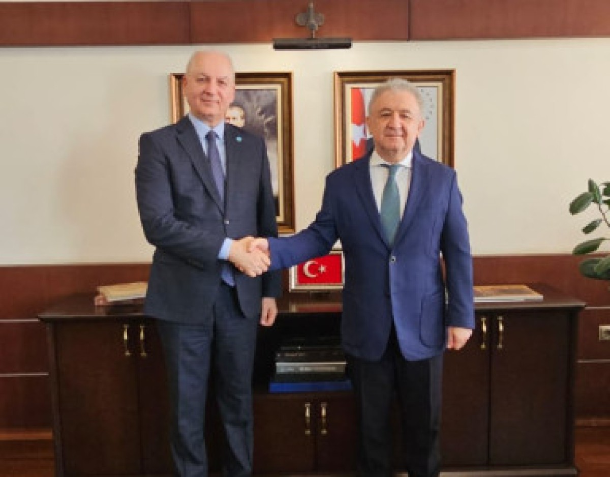 TÜRK AKADEMİSİ BAŞKANI, TÜRKİYE CUMHURİYETİ ASTANA BÜYÜKELÇİLİĞİNİ ZİYARET ETTİ