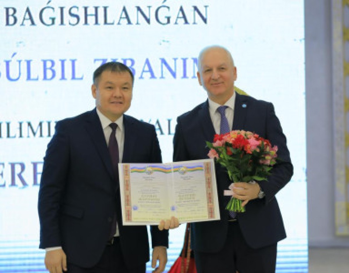 Türk Akademisi Başkanı Şahin Mustafayev, Karakalpakistan Jokargı Kenesi Tarafından Onur Belgesi ile Ödüllendirildi