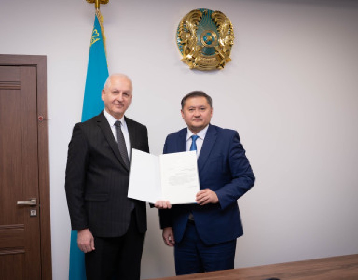 President of Kazakhstan Expressed His Gratitude to the Staff of the Turkic Academy