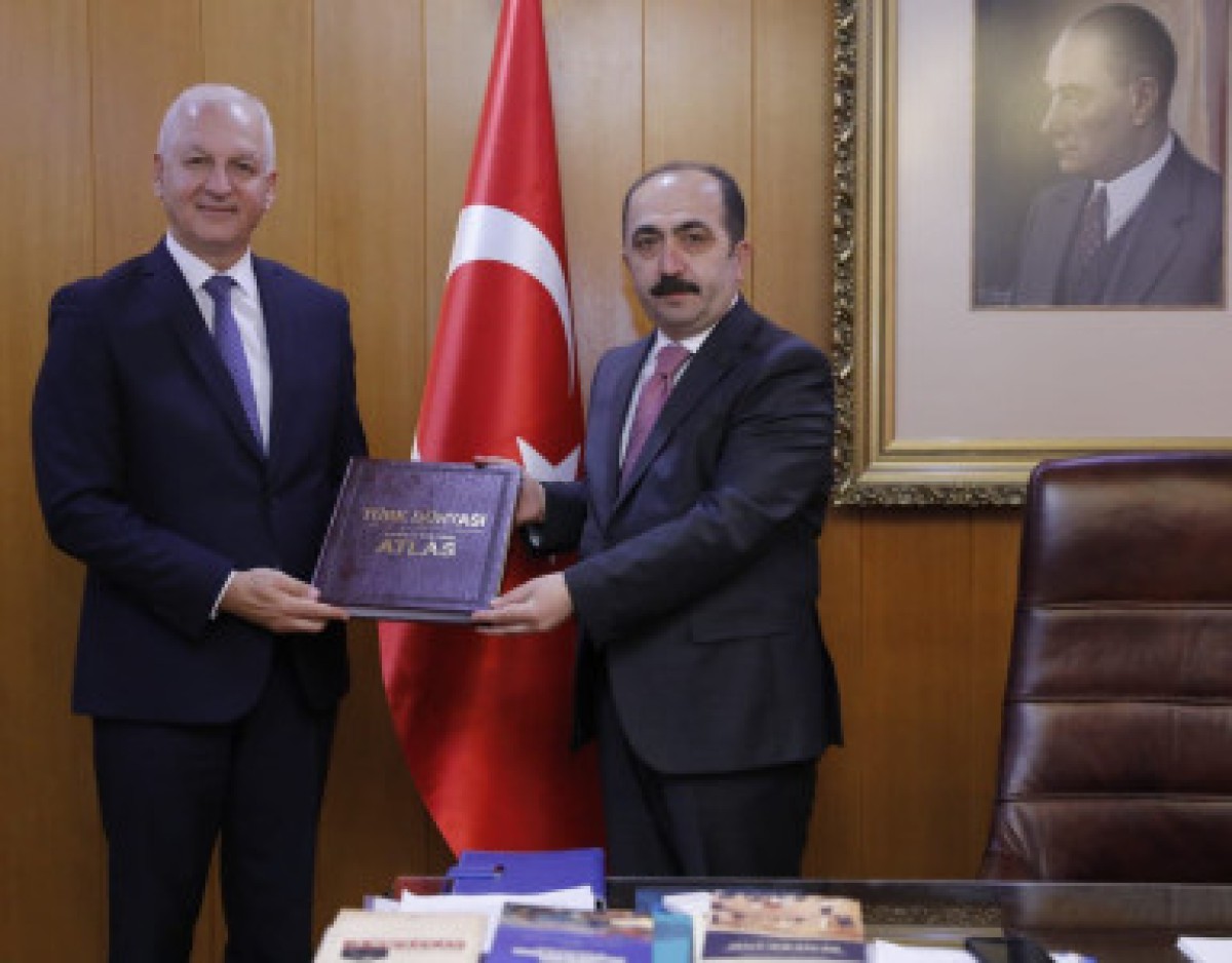 ​​​​​​​The Head of the Academy met with the Chairman of the Turkish Historical Society