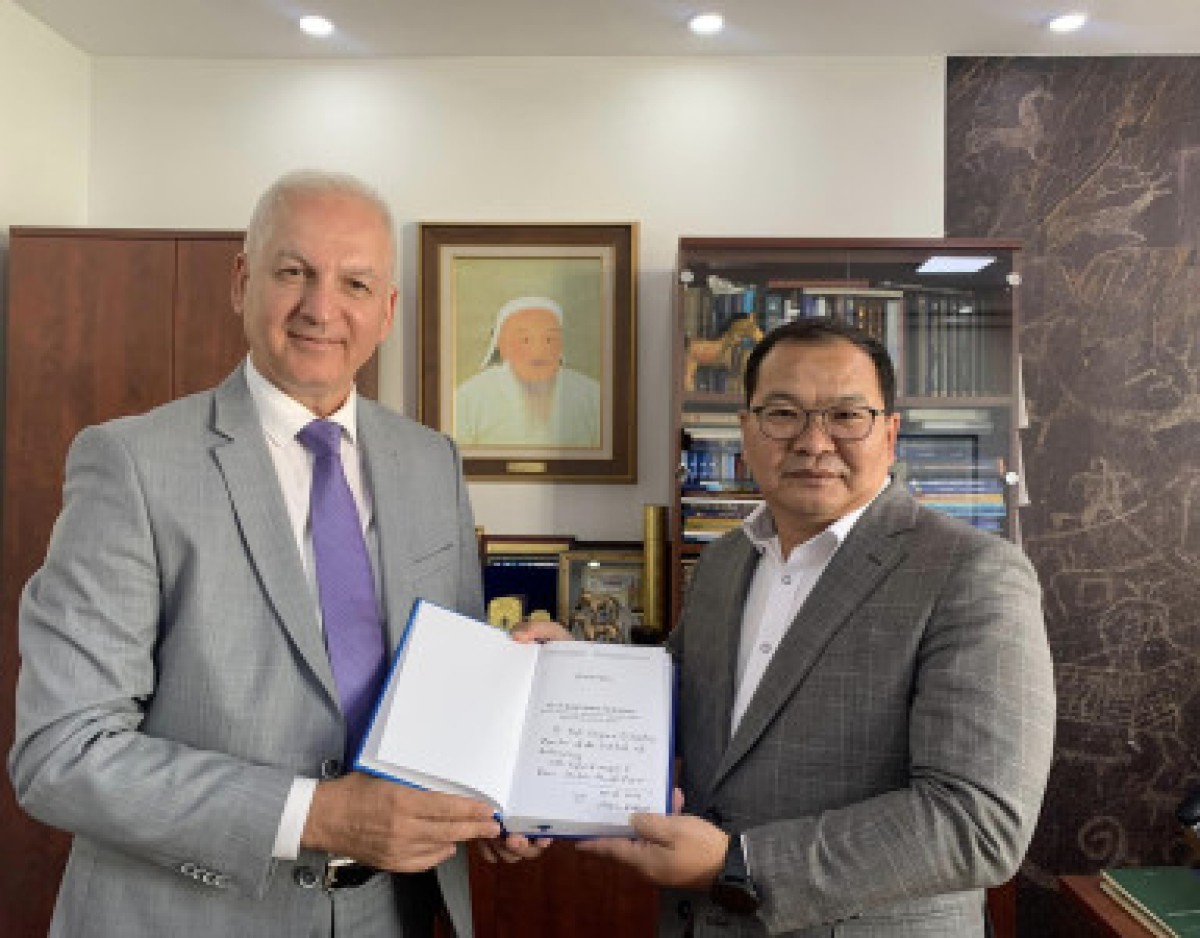 The Head of the Academy met with the Director of the Institute of Archaeology of Mongolia