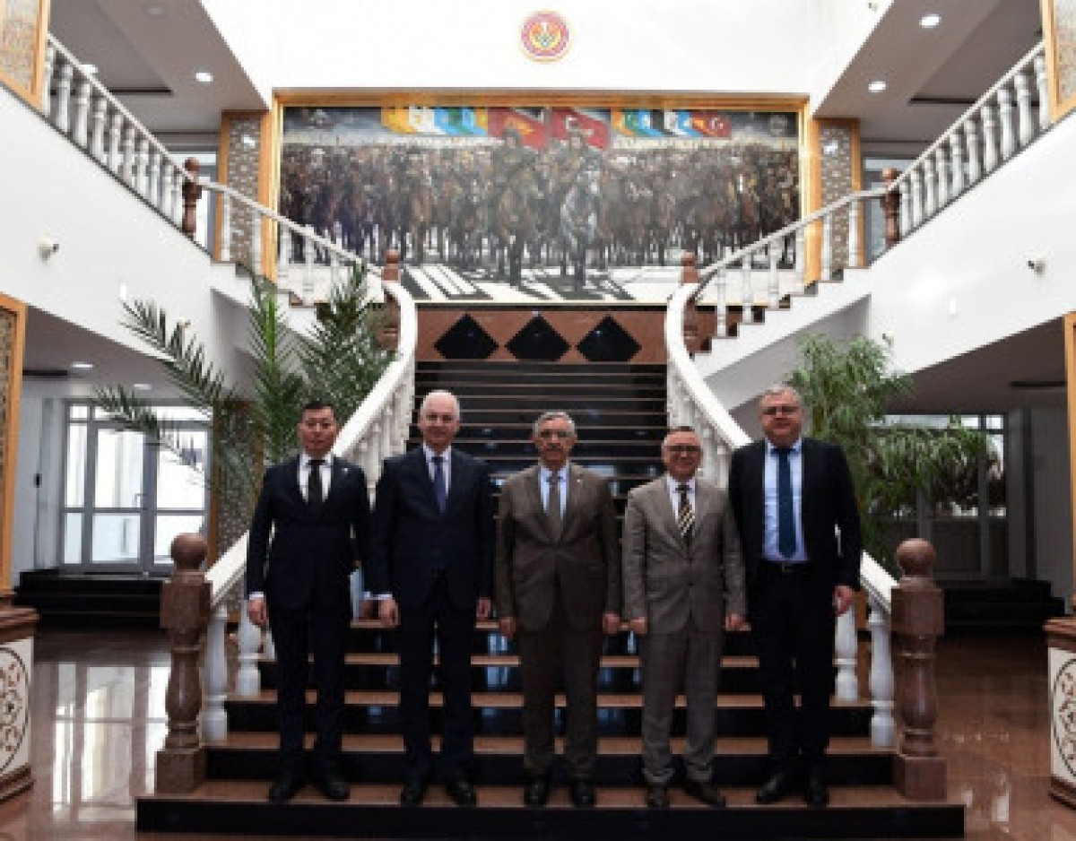 The President of the Turkic Academy met with the rector of the Kyrgyz-Turkish Manas University