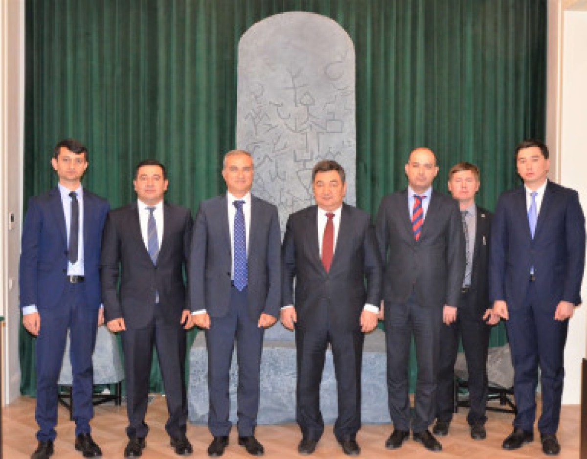 The delegation of the Azerbaijan Center for Analysis of International Relations visited the Turkic Academy