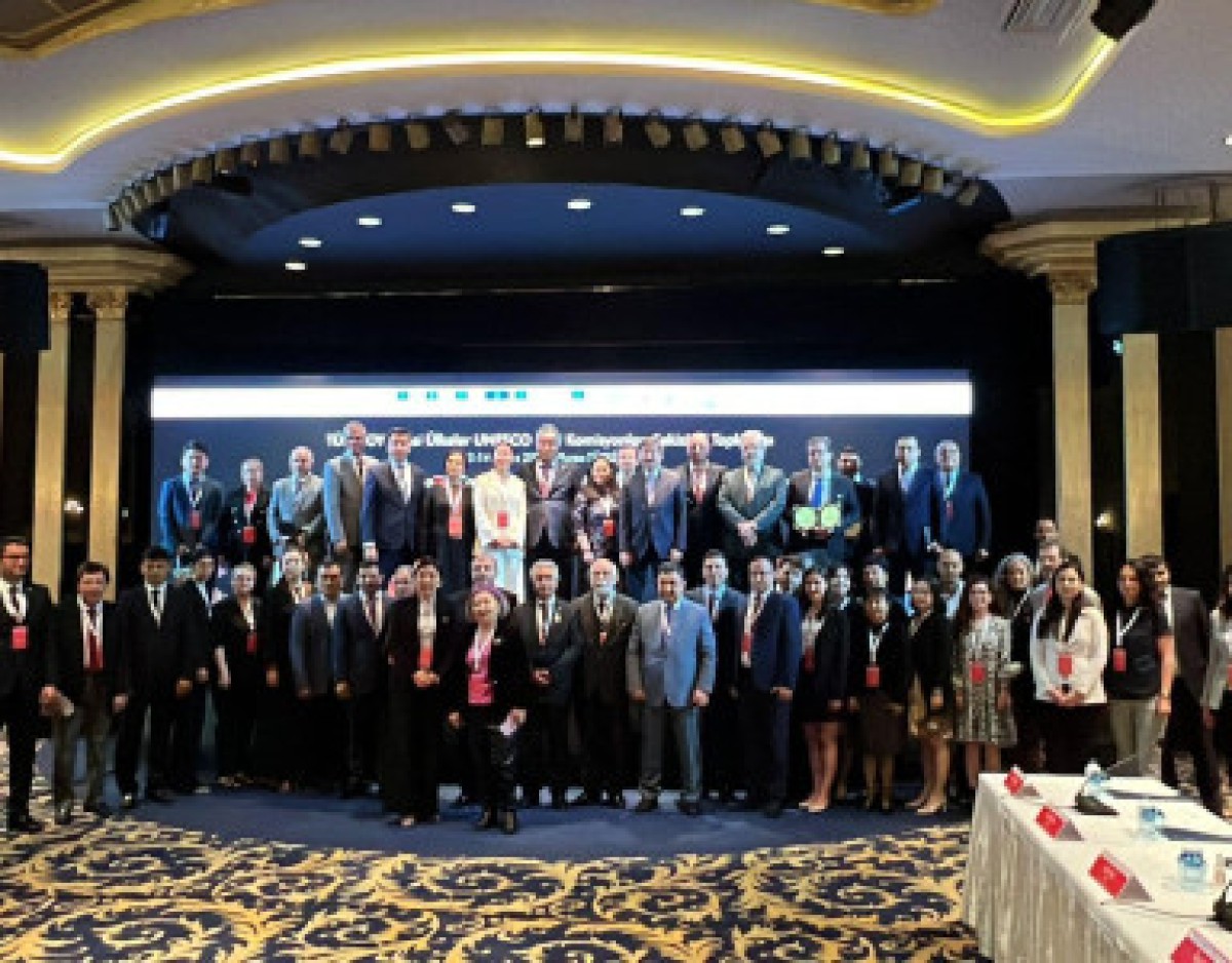 Akademi Başkanı TÜRKSOY Üyesi Ülkelerin UNESCO Milli Komisyonları Toplantısına Katıldı