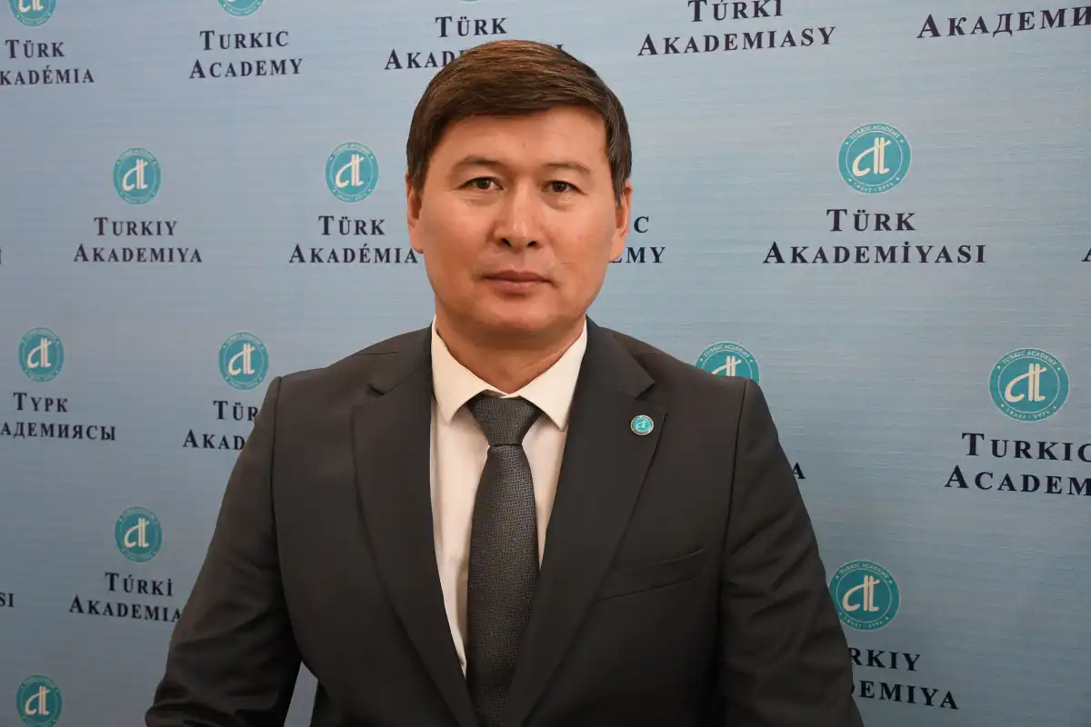 Нұрболат Бөгенбаев Сарапшы, PhD