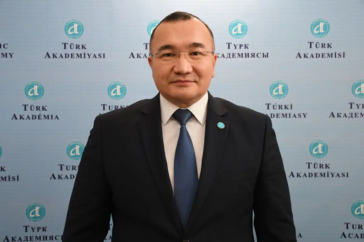 Қанат Жанатұлы Менеджер